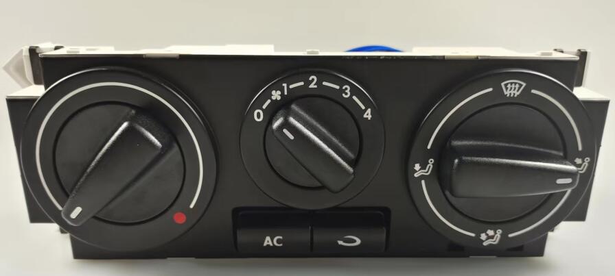 A/C GOLF G IV Контролен панел OE 377820045D